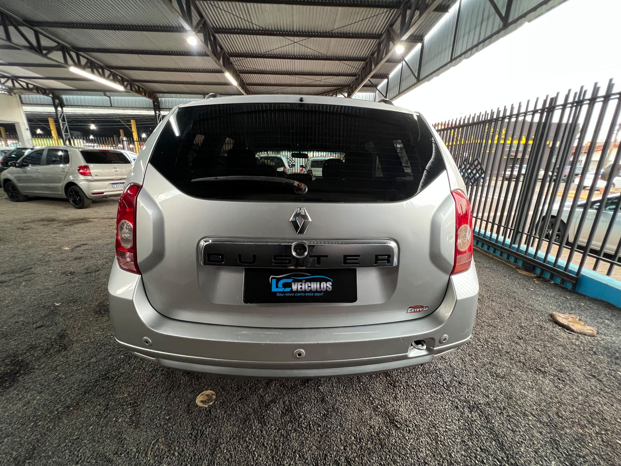 RENAULT DUSTER 5