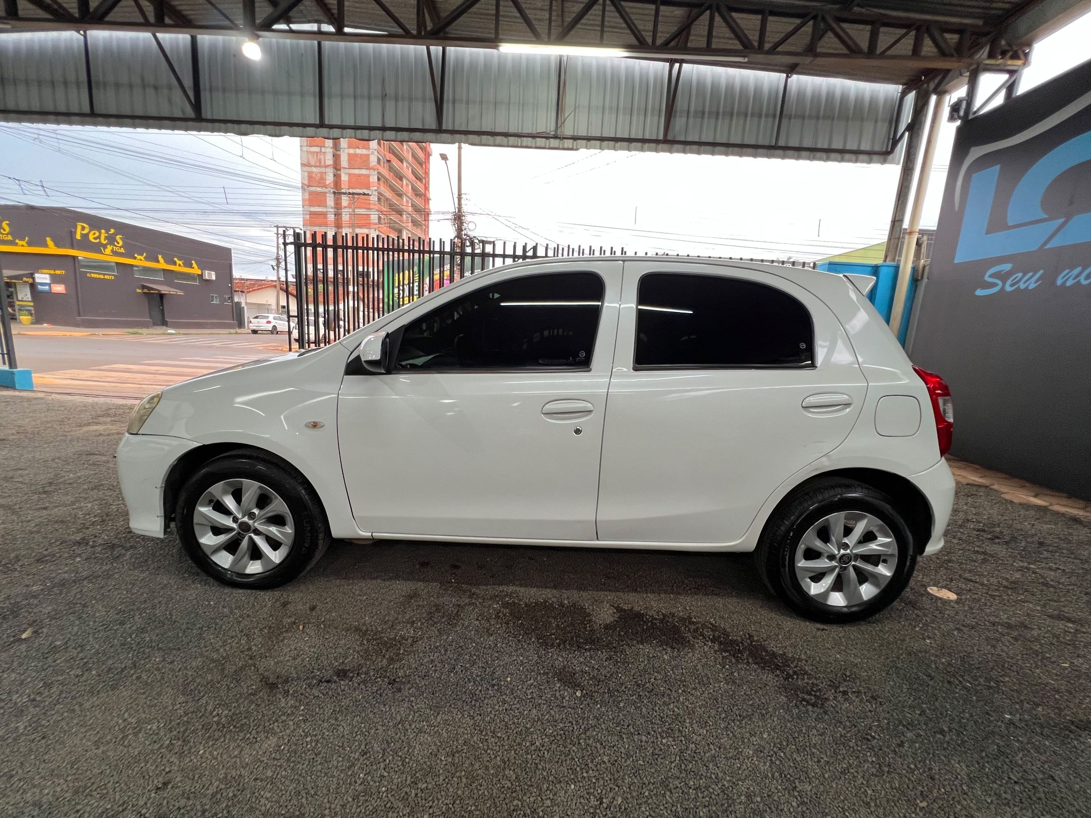 TOYOTA ETIOS 7