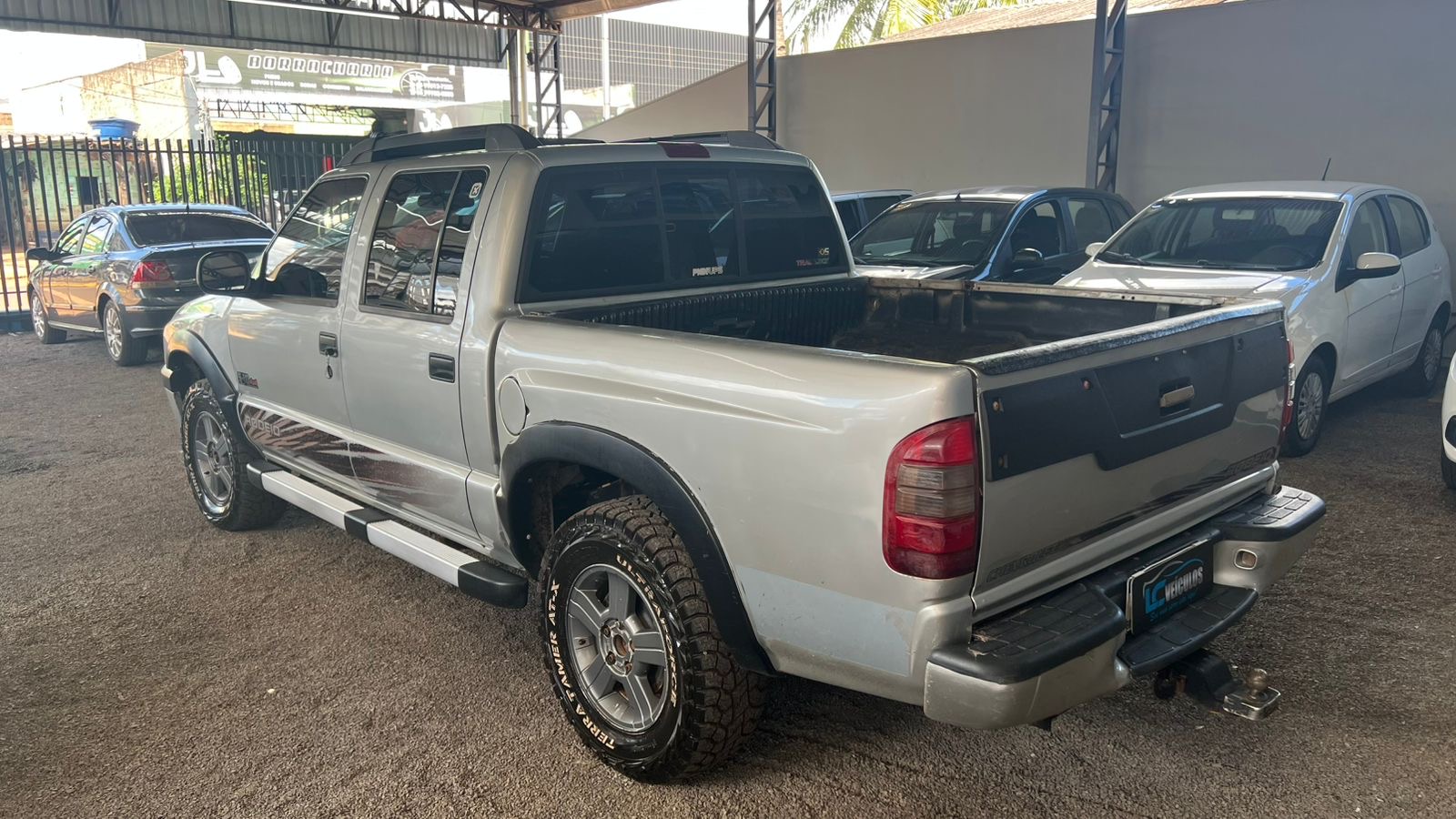 CHEVROLET S10 6