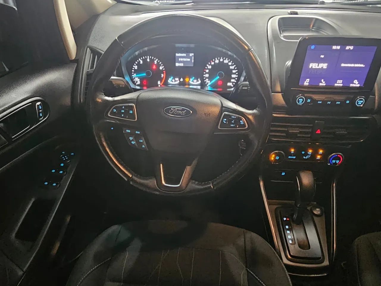 Ford ECOSPORT 11