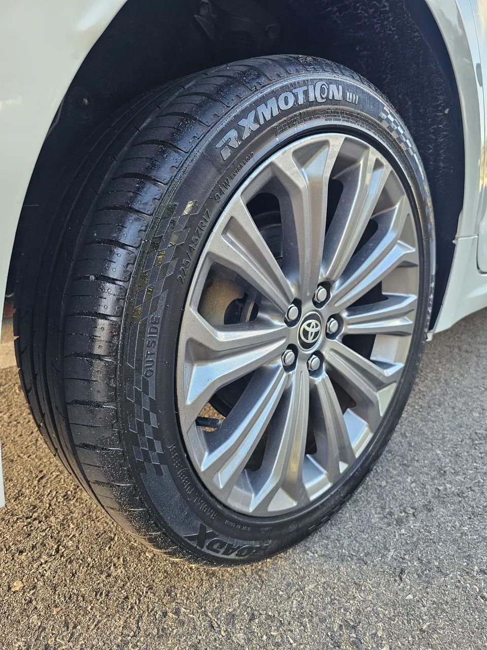 Toyota COROLLA 13