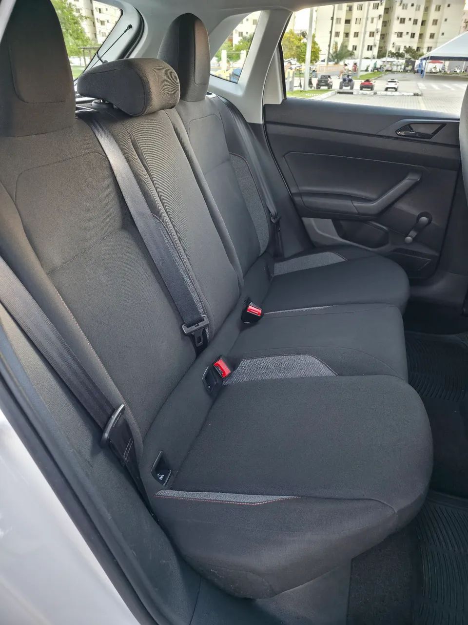 Volkswagen POLO 10