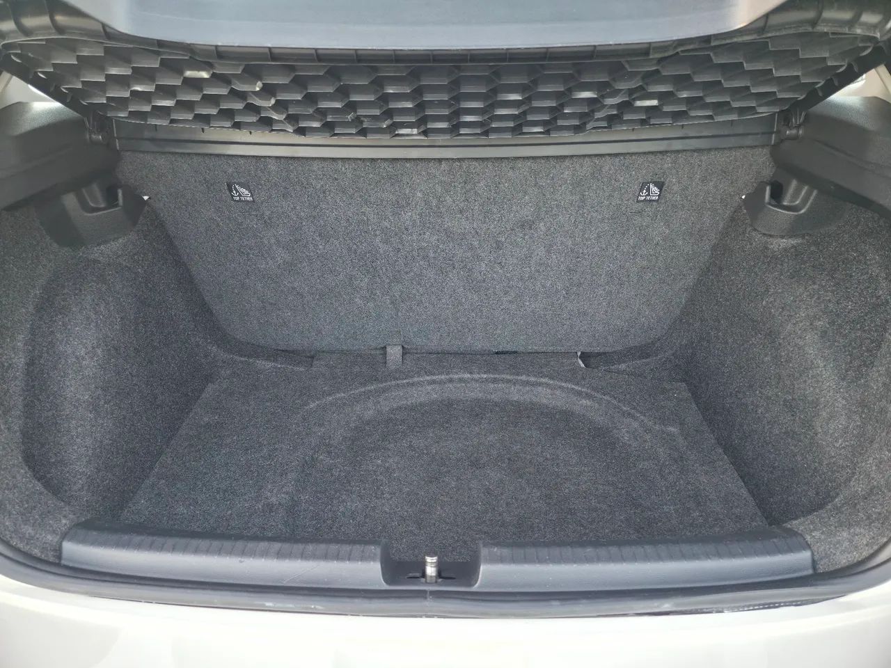 Volkswagen POLO 11
