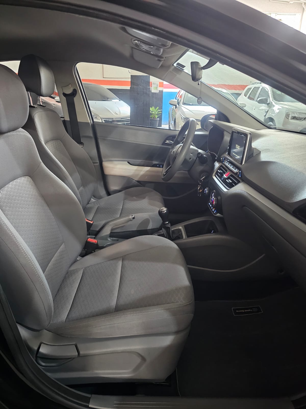 HYUNDAI HB20S 11