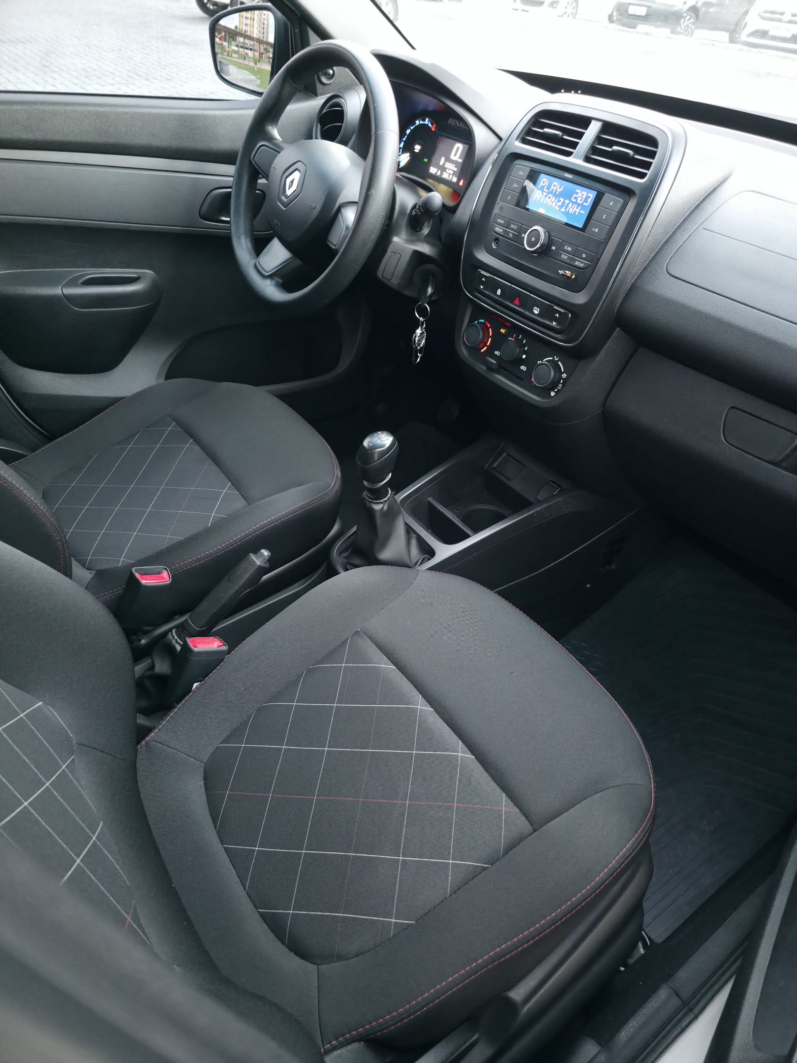 RENAULT KWID 7