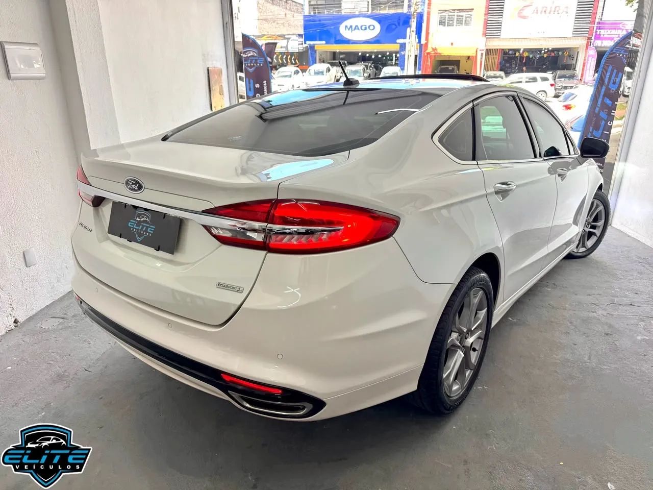 Ford FUSION 4