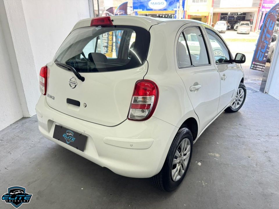 Nissan March 6