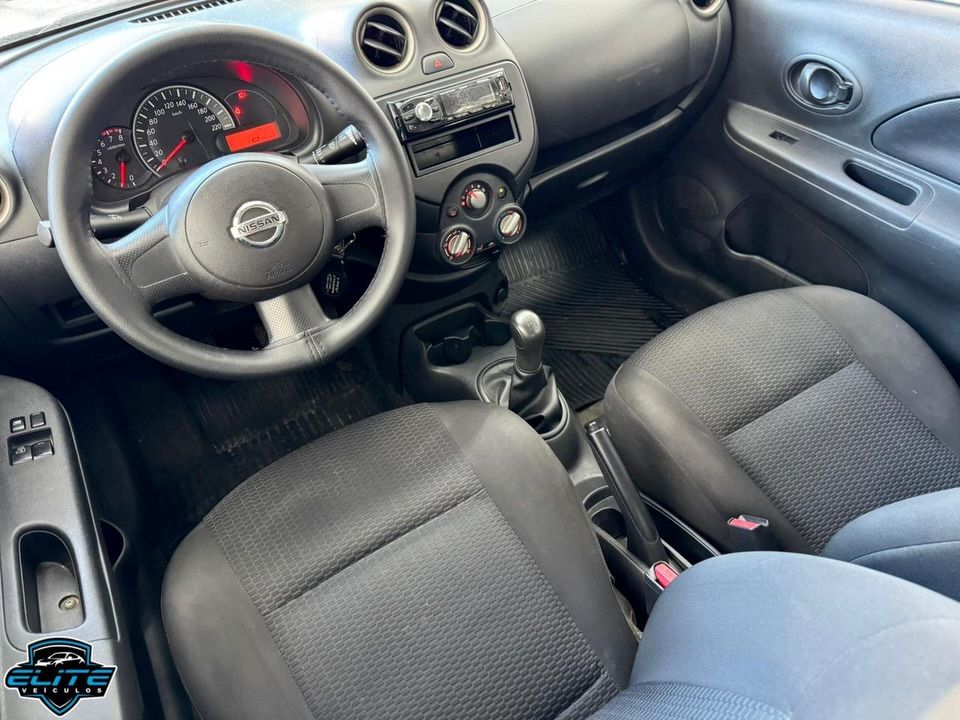 Nissan March 7