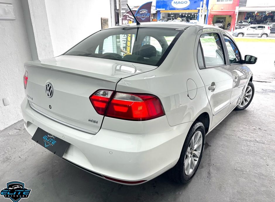 Volkswagen Voyage 6