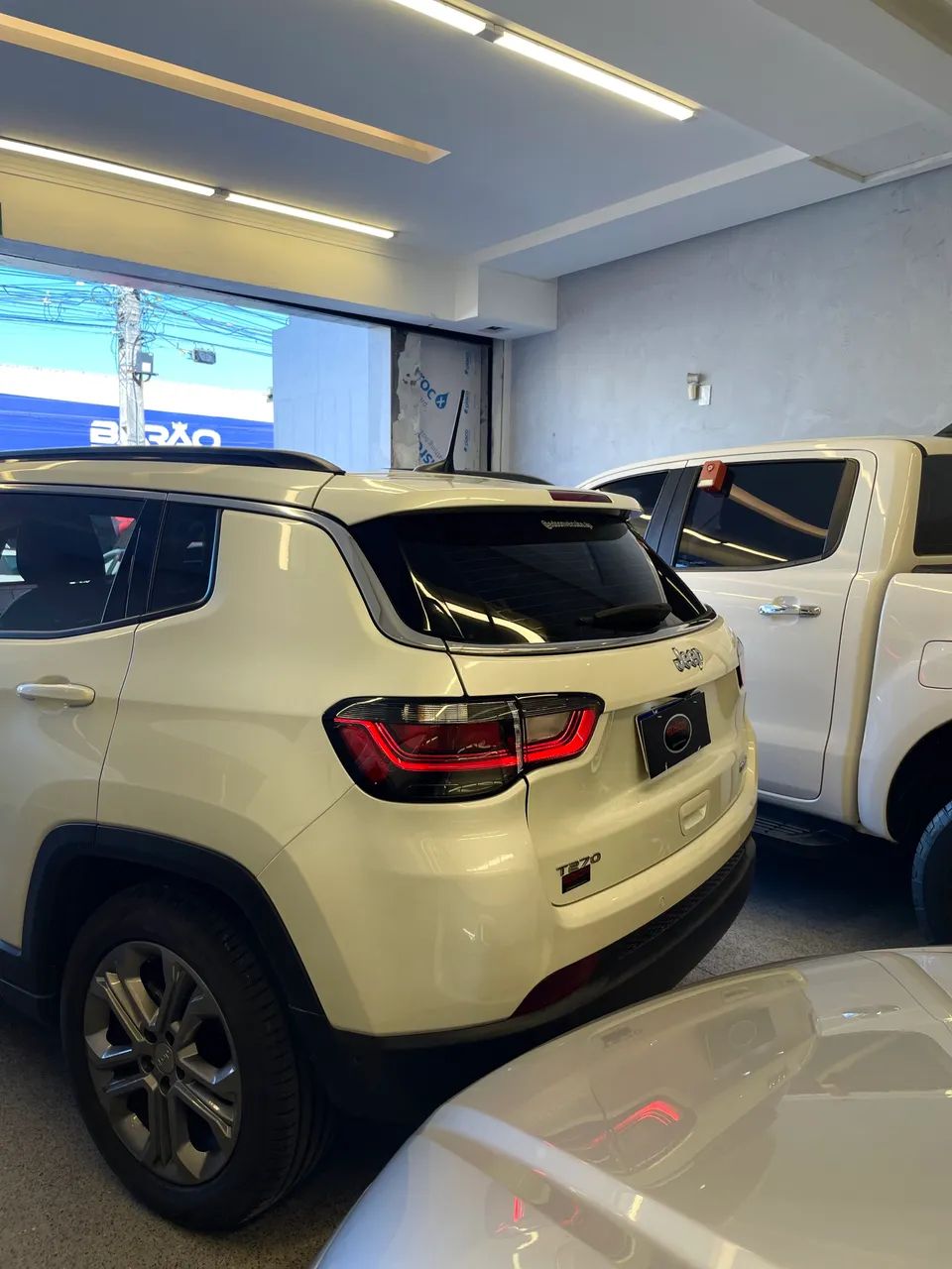 Jeep COMPASS 13