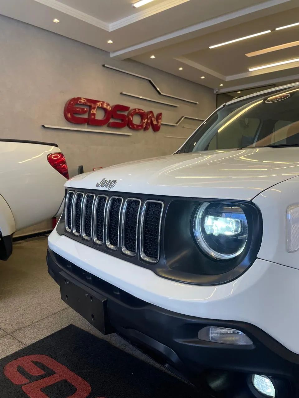 Jeep RENEGADE 2