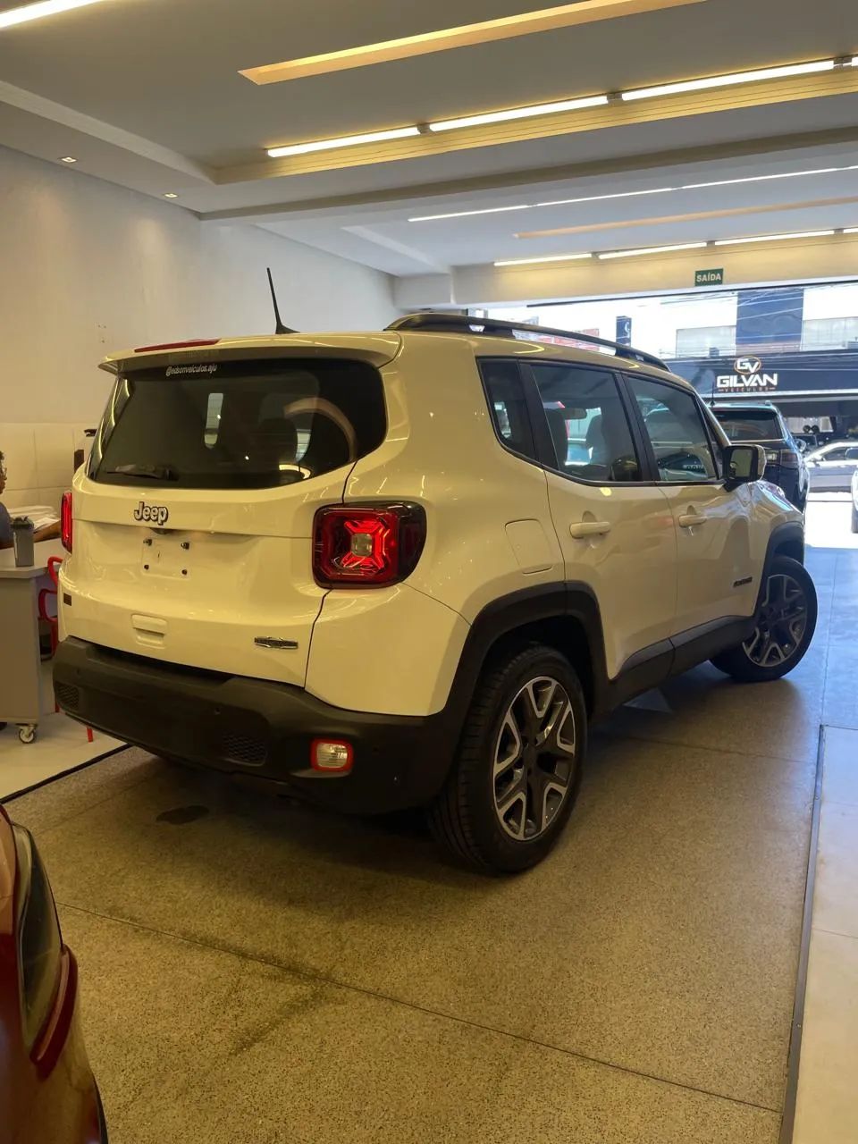 Jeep RENEGADE 11