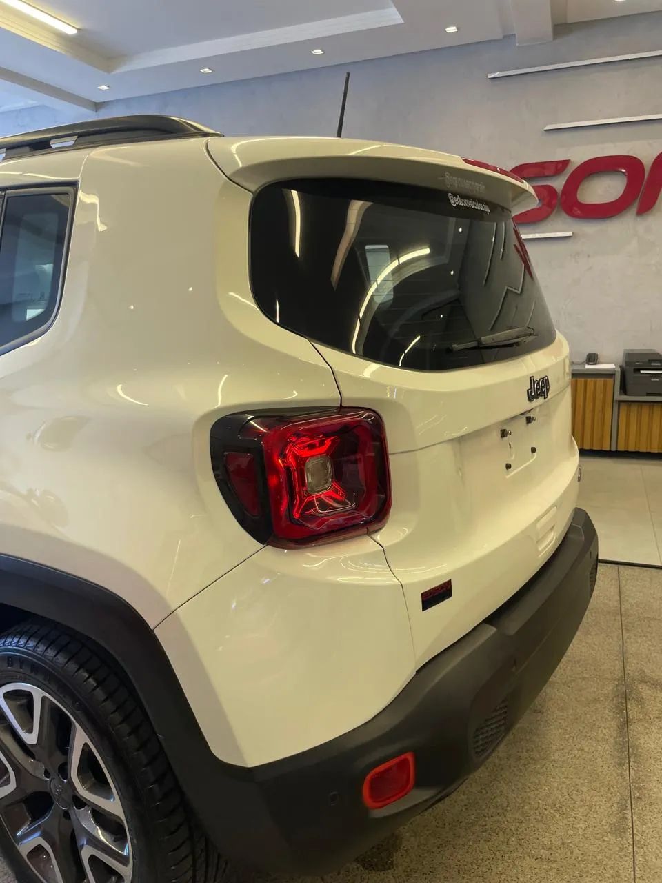 Jeep RENEGADE 8