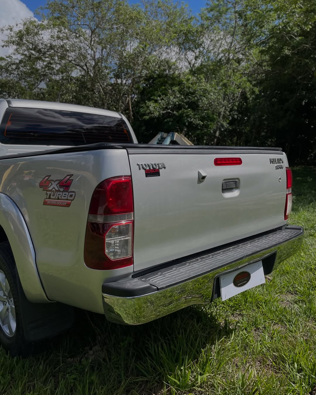 Toyota Hilux 9