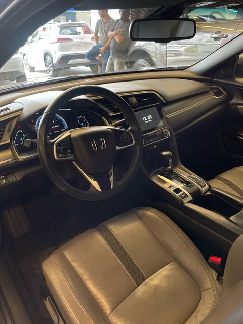 Honda Civic 4