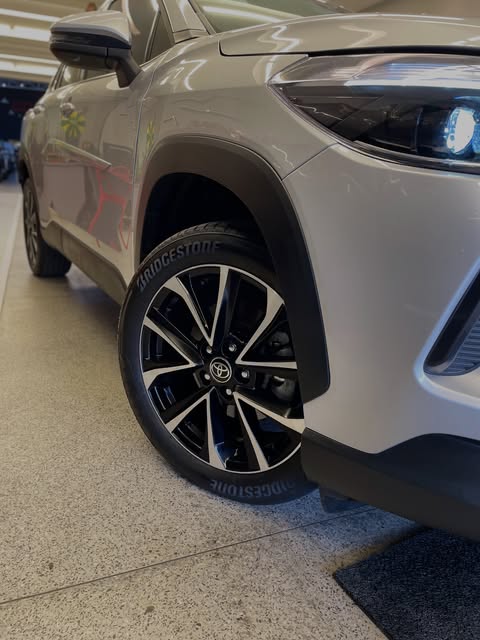 Toyota Corolla Cross 4