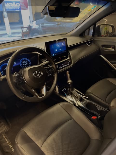 Toyota Corolla Cross 5