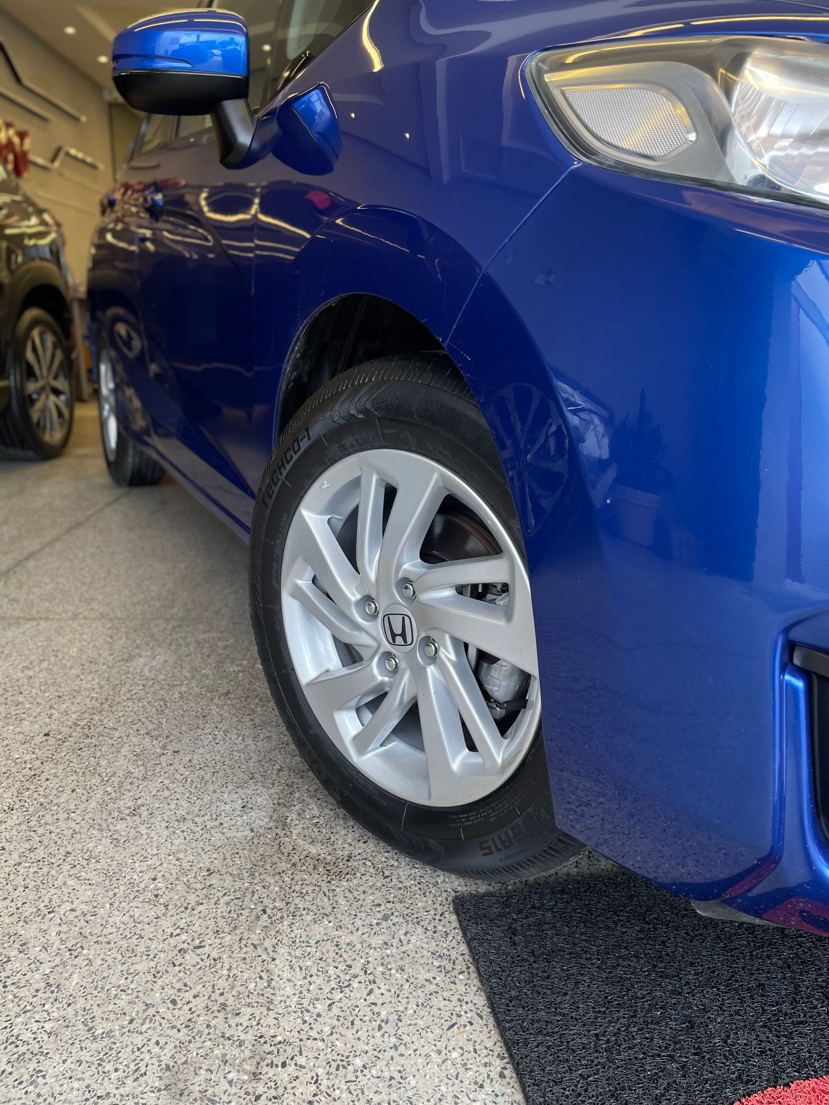 HONDA FIT 9