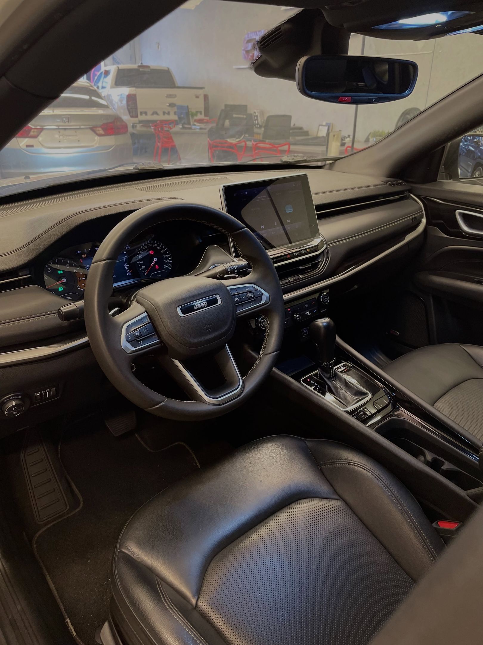 Jeep Compass 8