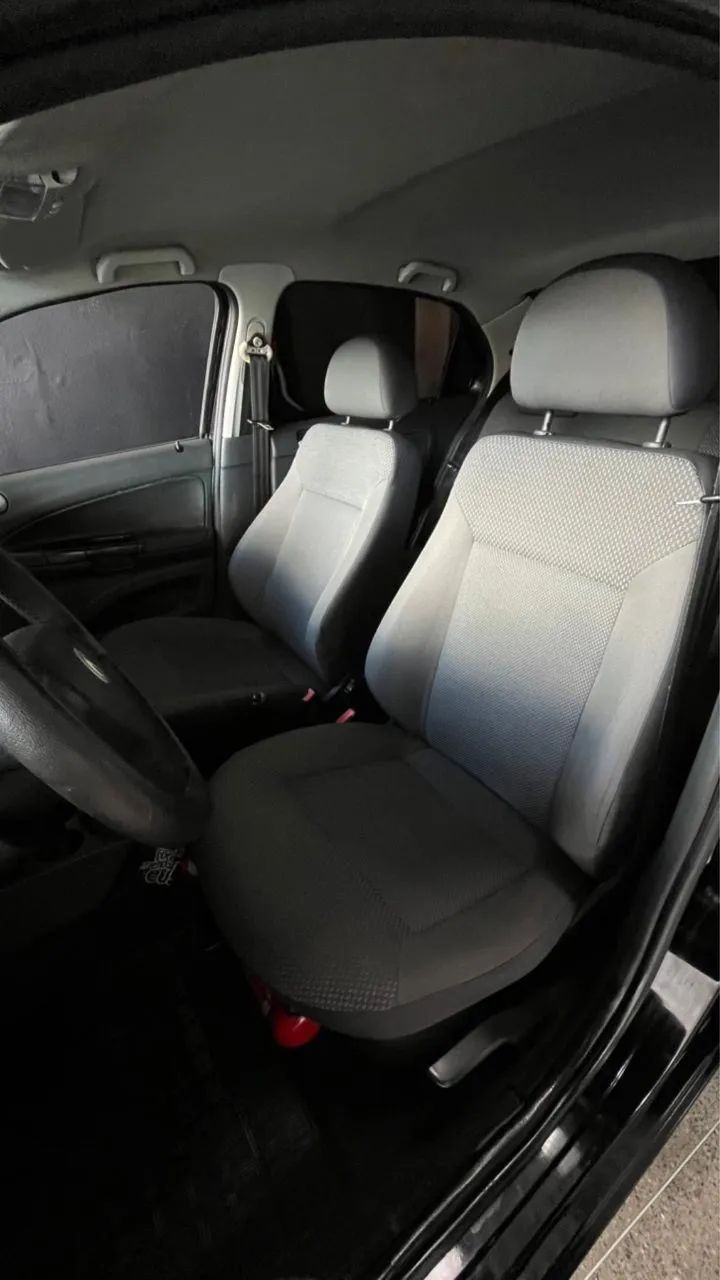 Volkswagen VOYAGE 8
