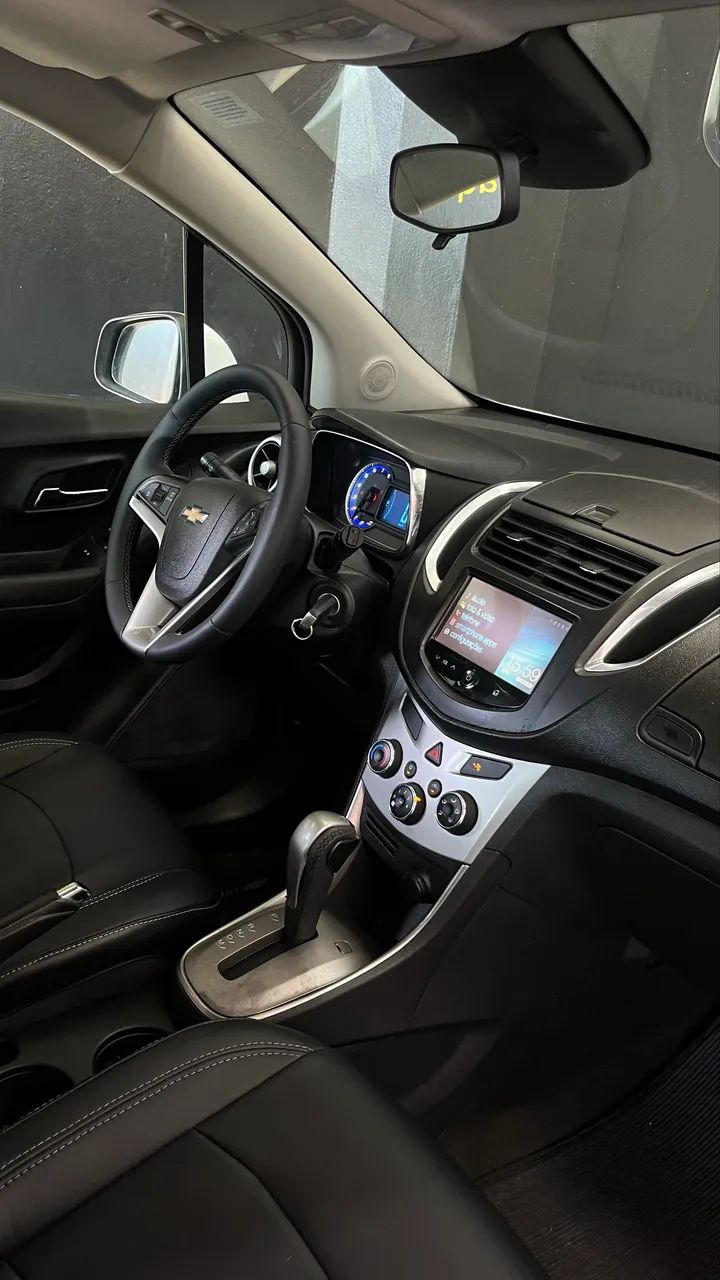 Chevrolet TRACKER 12