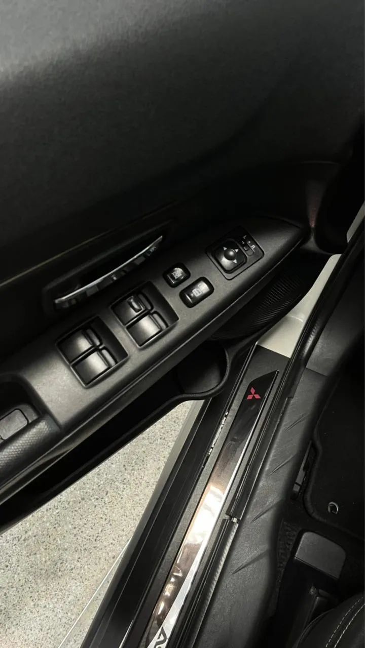 Mitsubishi ASX 5