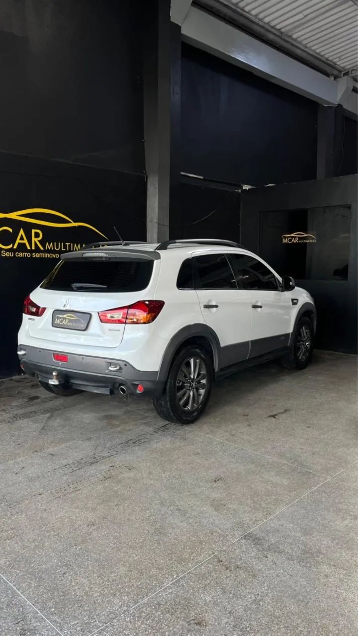 Mitsubishi ASX 8