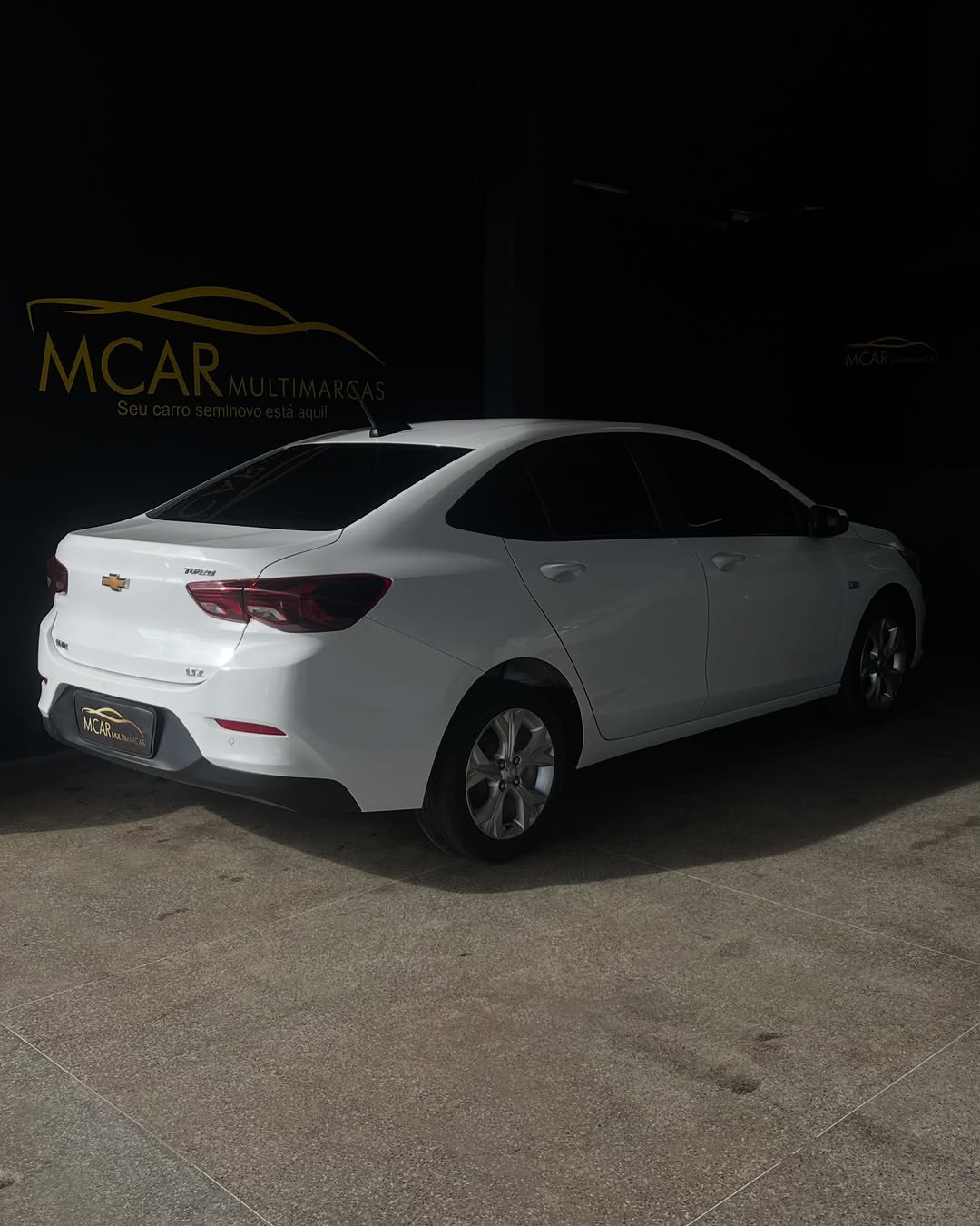 Chevrolet Onix Plus 5