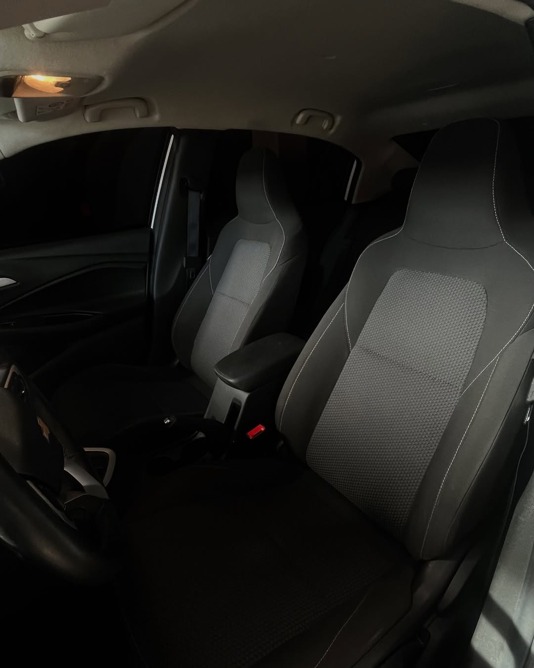 Chevrolet Onix Plus 6