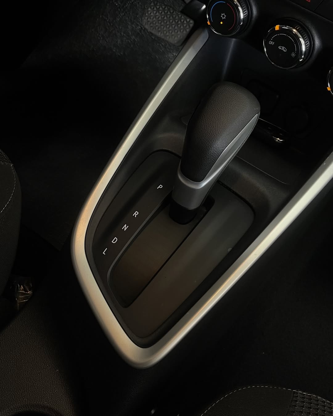 Chevrolet Onix Plus 9