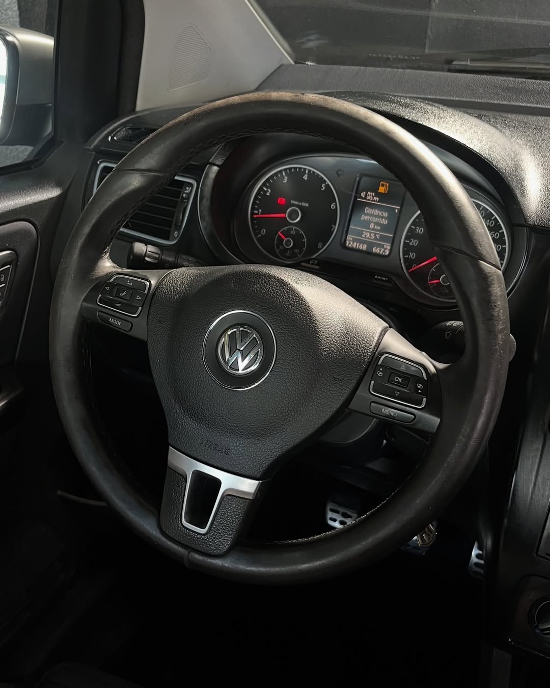 Volkswagen CrossFox 9