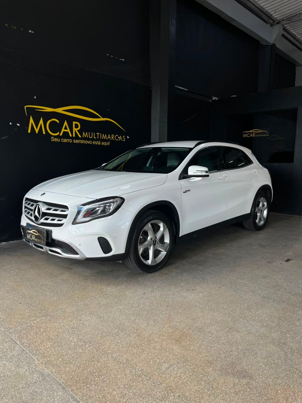 Mercedes-Benz GLA 1