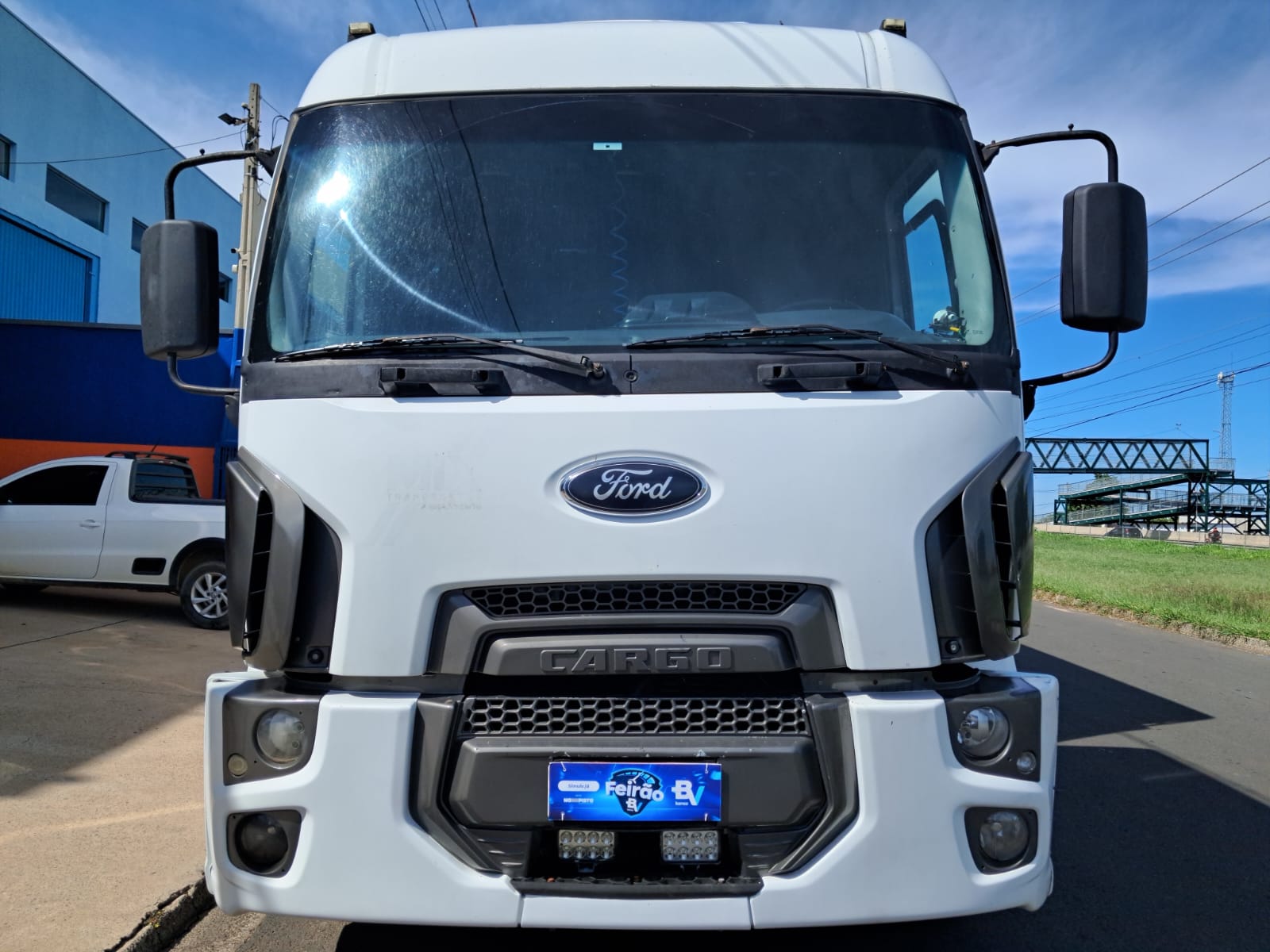 FORD CARGO 2