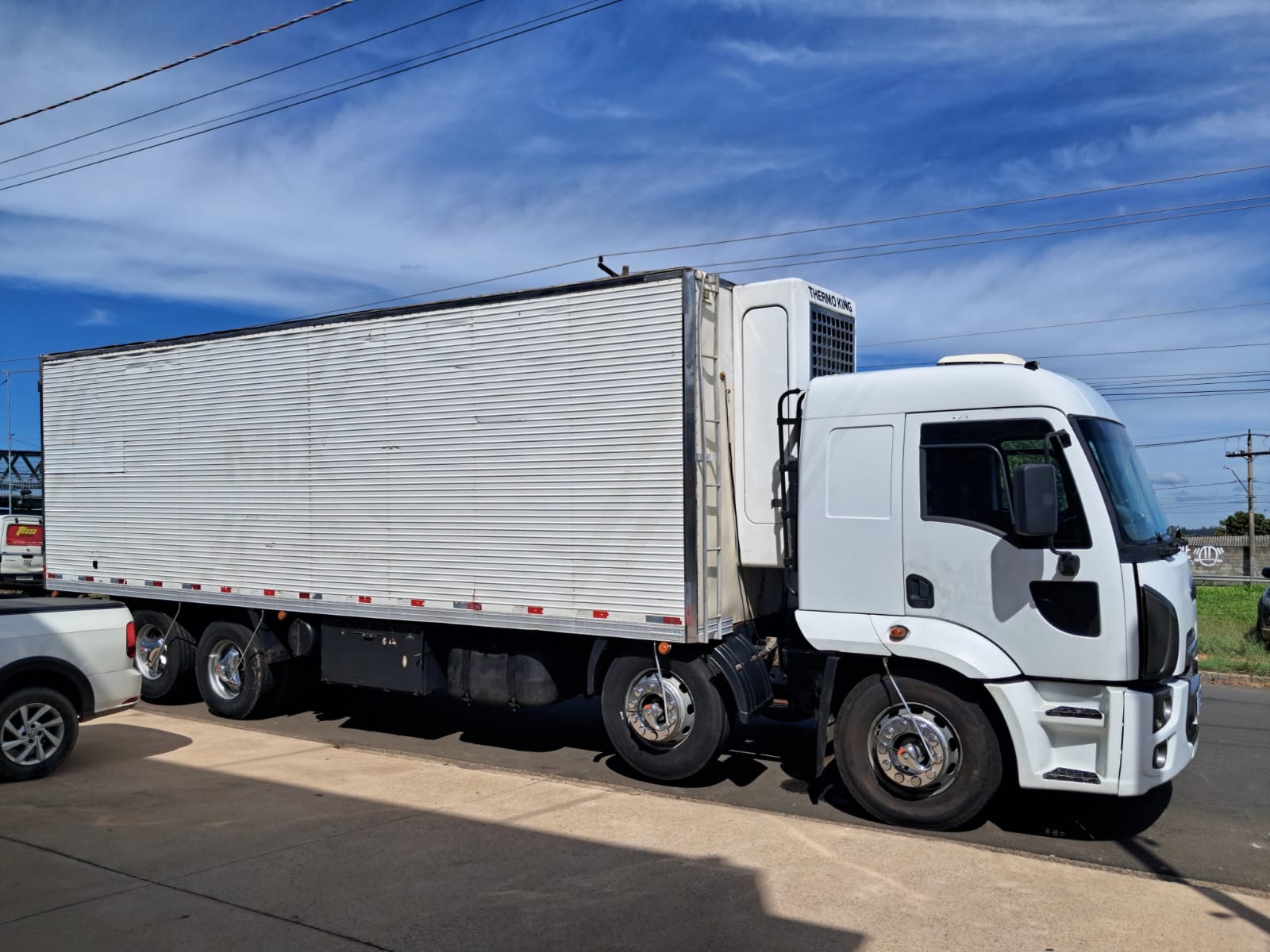 FORD CARGO 5