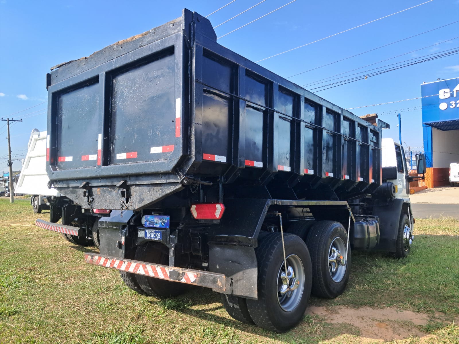 FORD CARGO 7