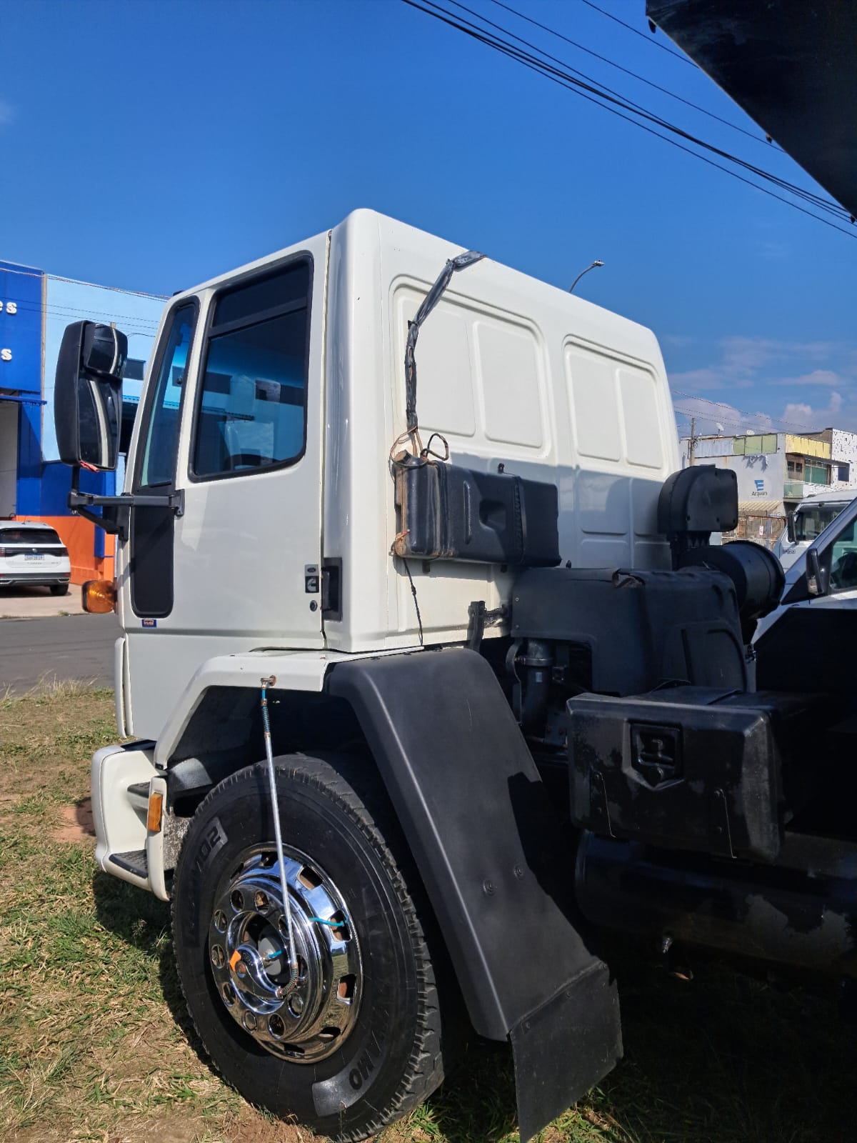 FORD CARGO 5