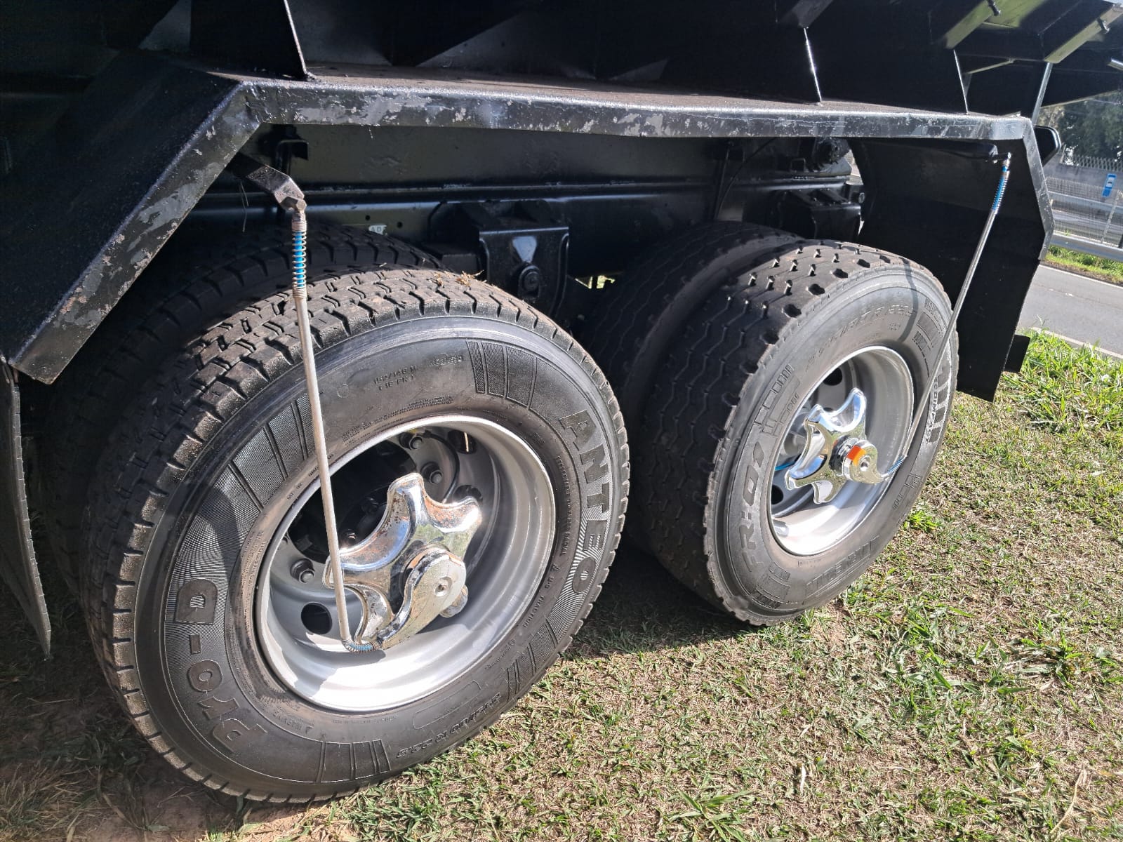 FORD CARGO 11
