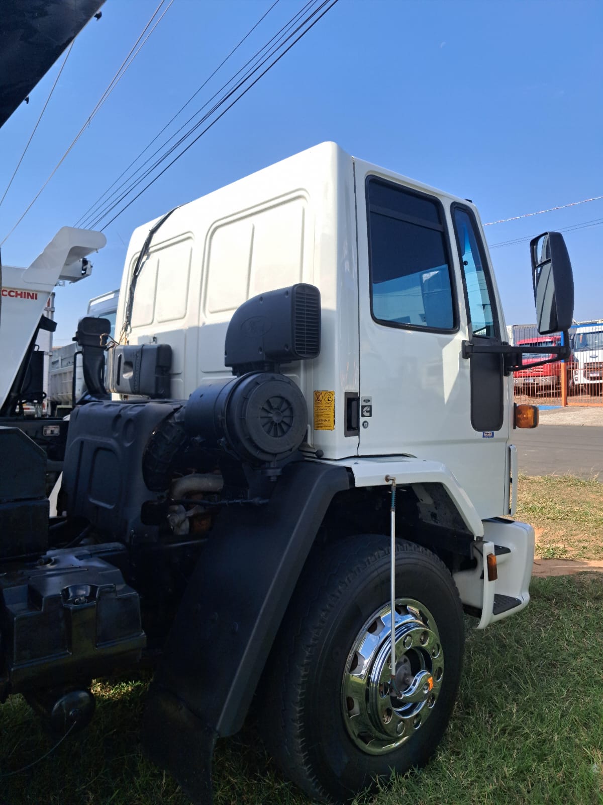 FORD CARGO 6