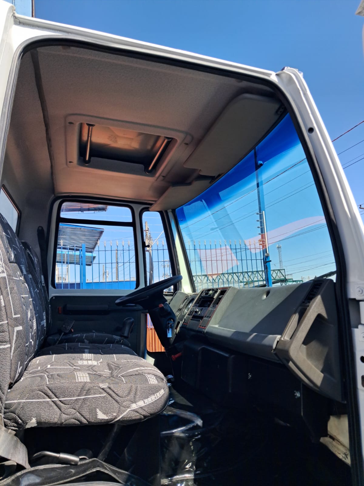 FORD CARGO 10
