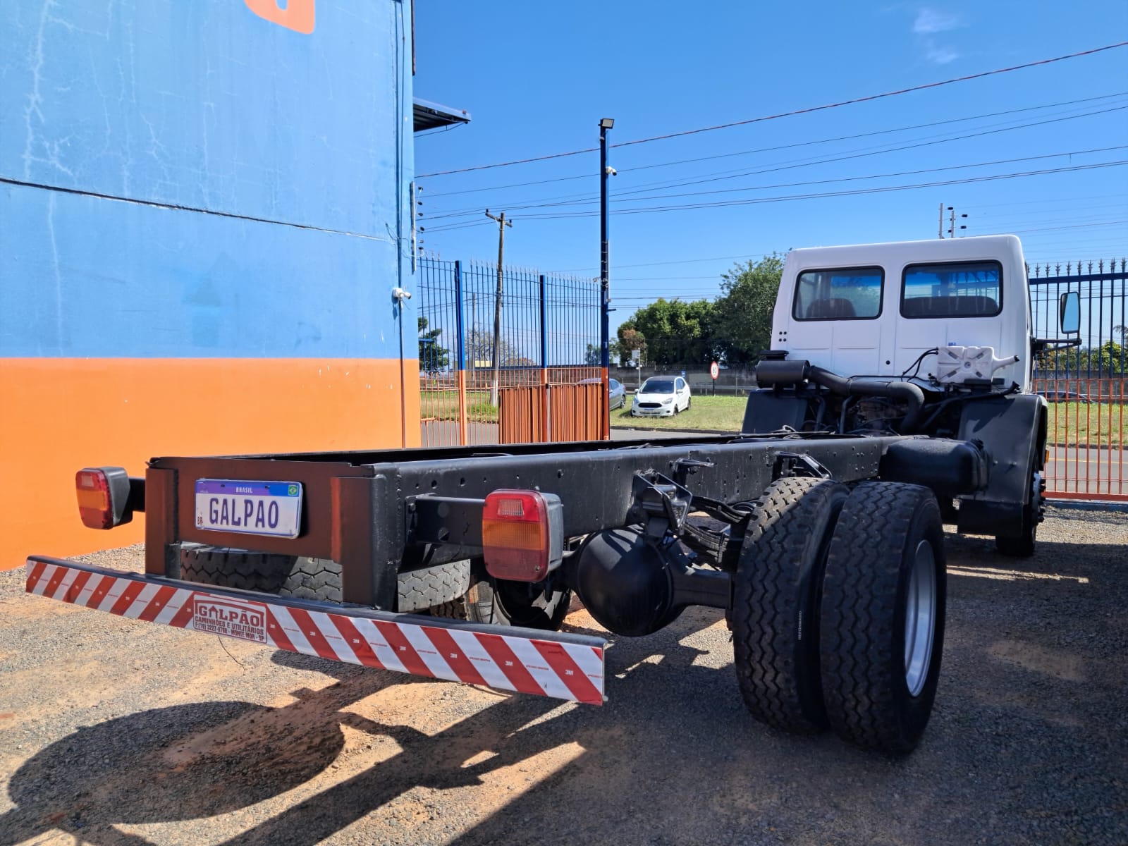 FORD CARGO 6