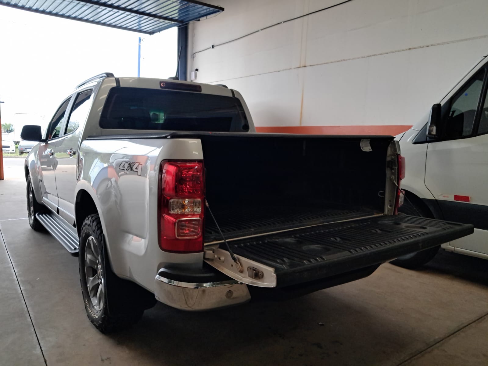 CHEVROLET S10 14