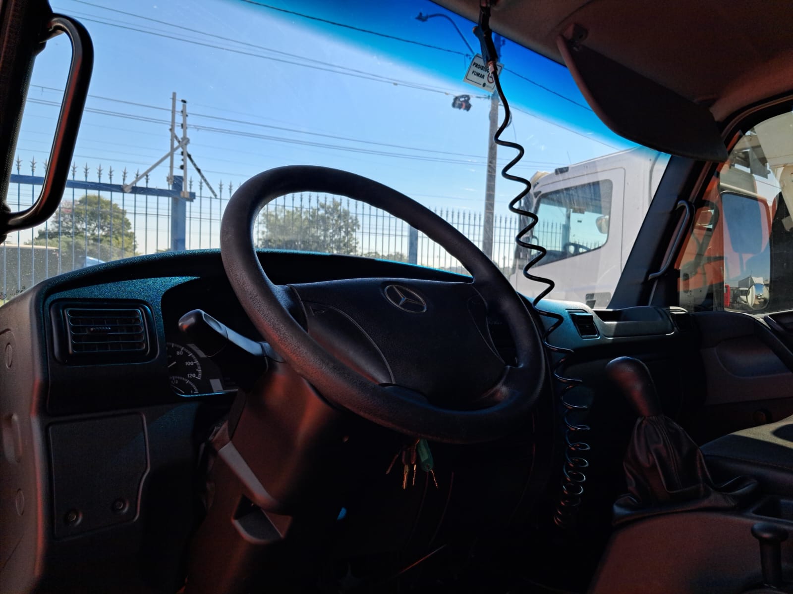 MERCEDES-BENZ ACCELO 9