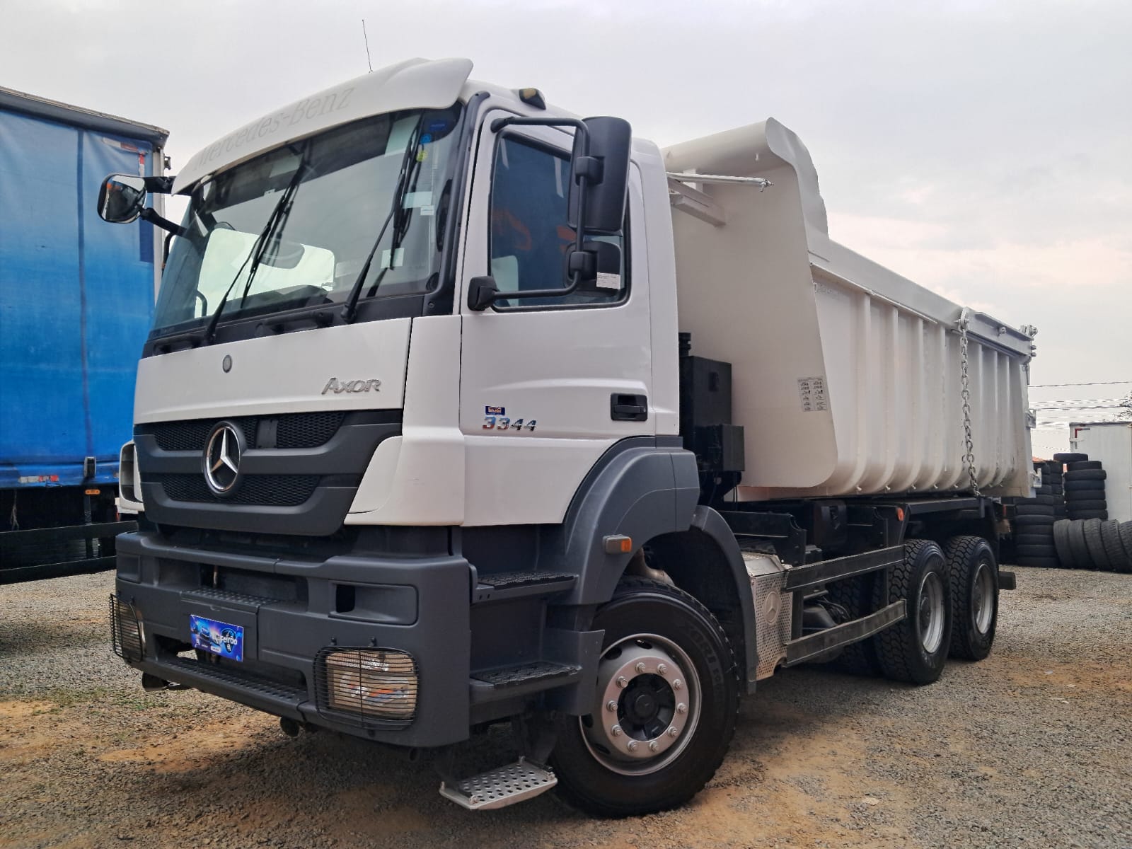 MERCEDES-BENZ AXOR 2018