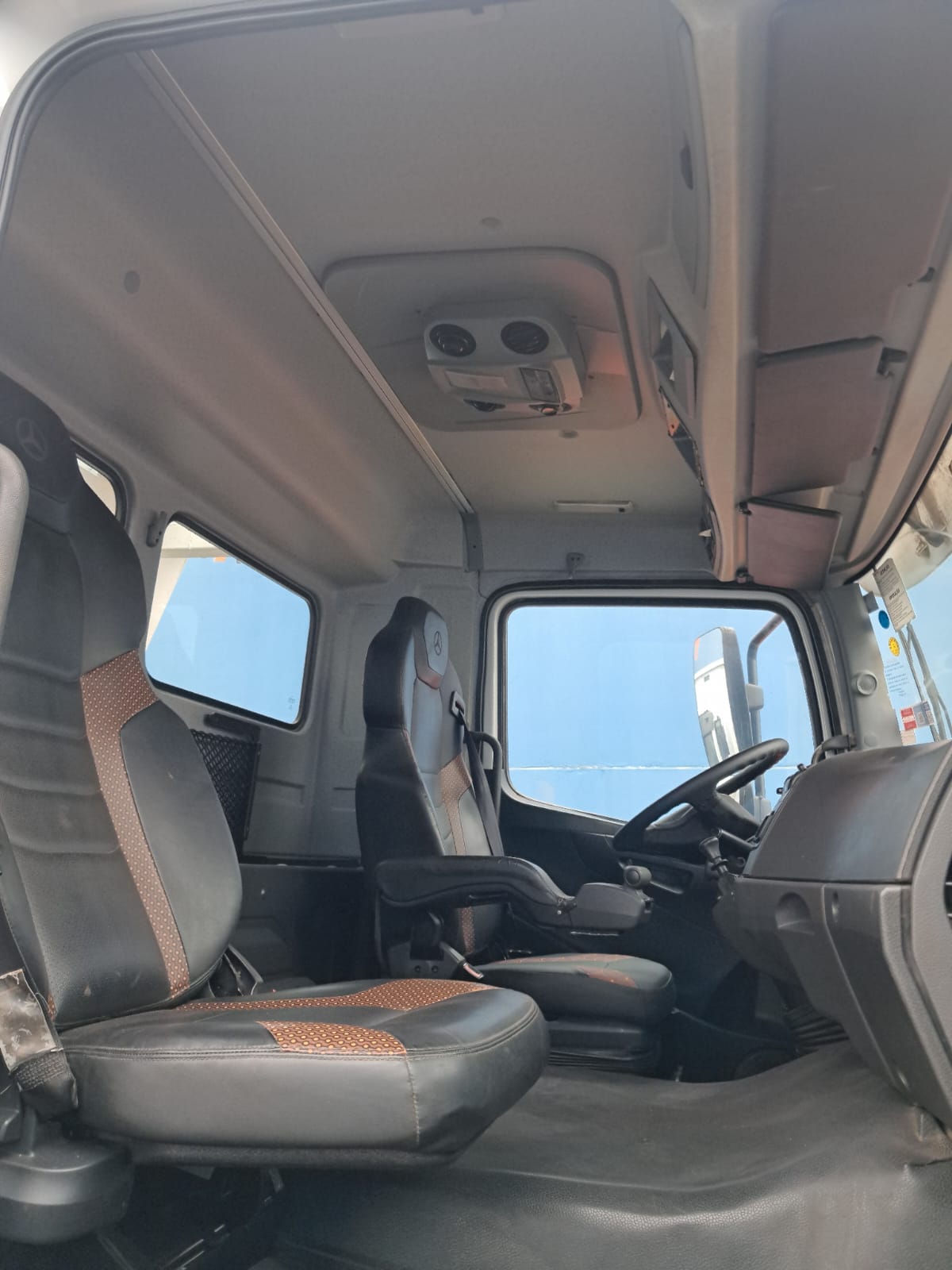MERCEDES-BENZ AXOR 20