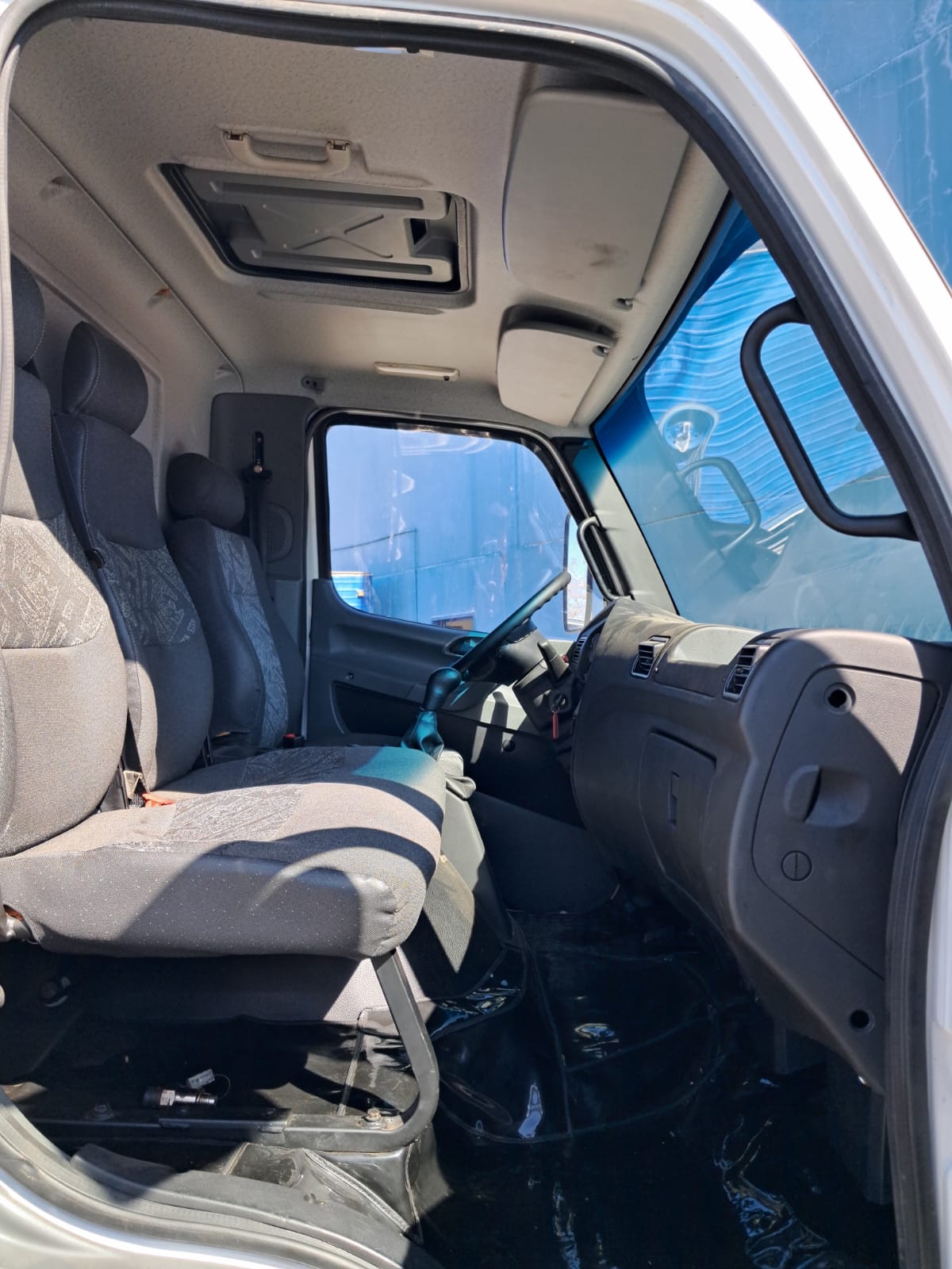 MERCEDES-BENZ ACCELO 12