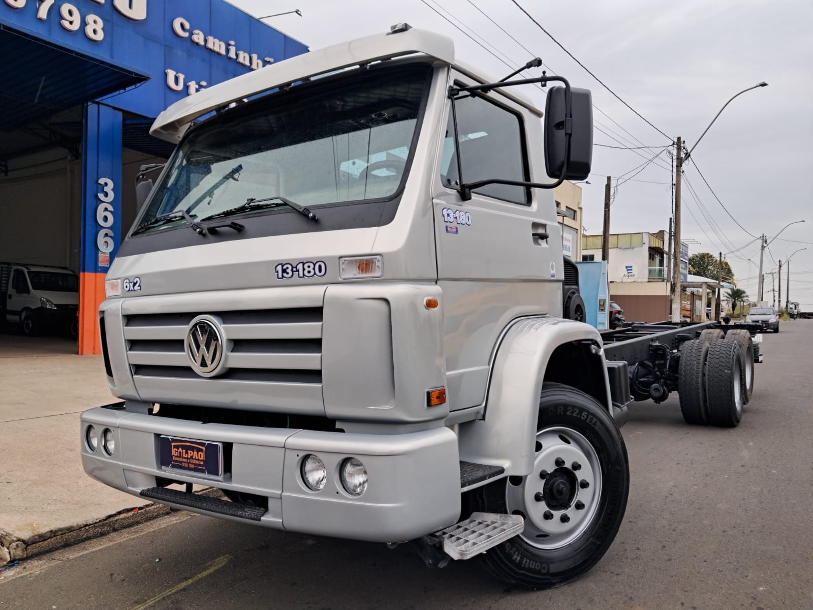 VOLKSWAGEN 13180 2005