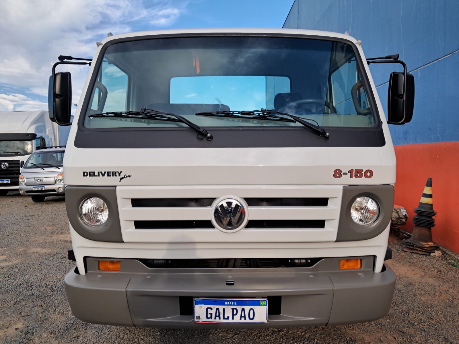 VOLKSWAGEN 8.150 3