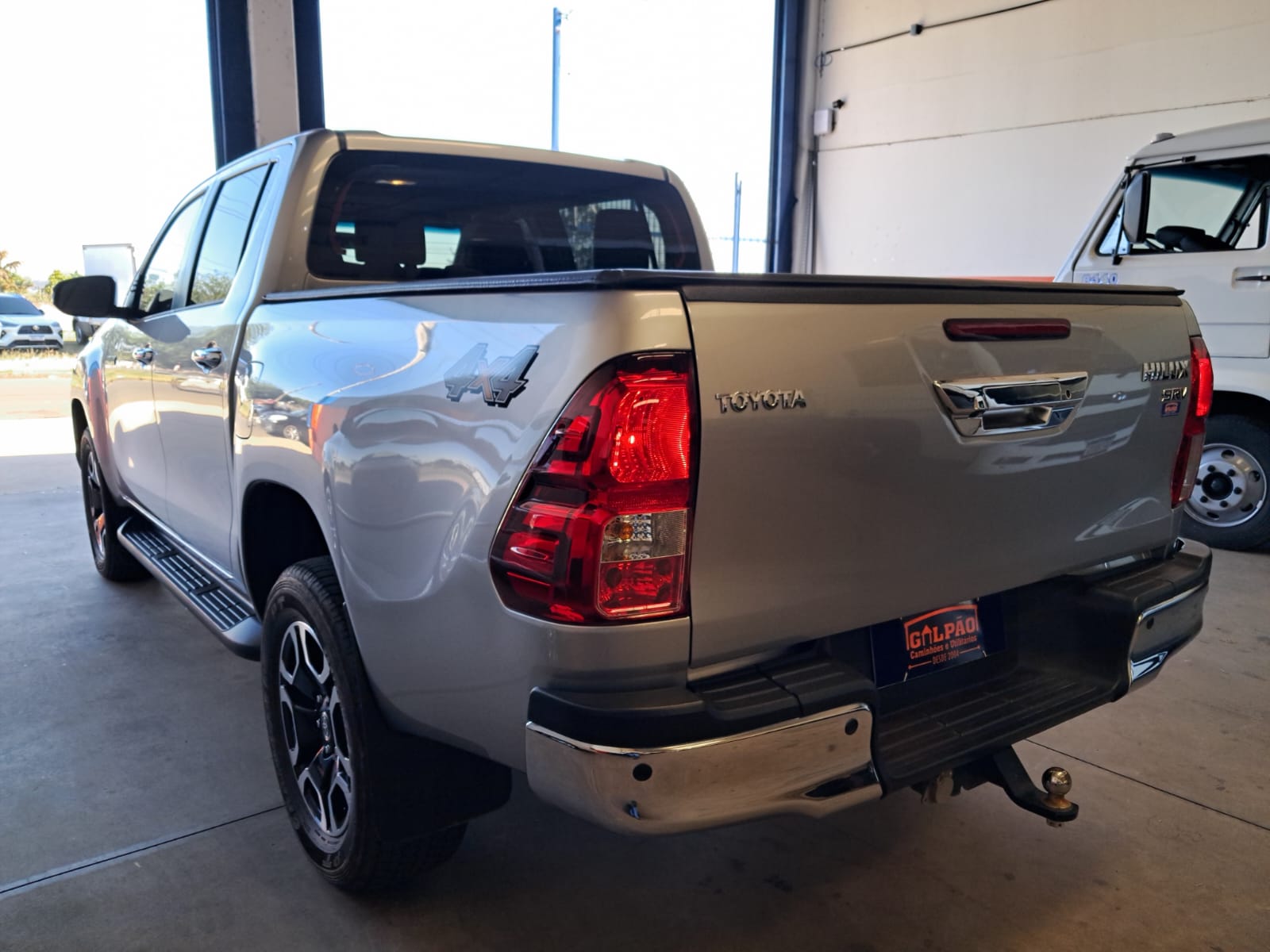 Toyota Hilux 3
