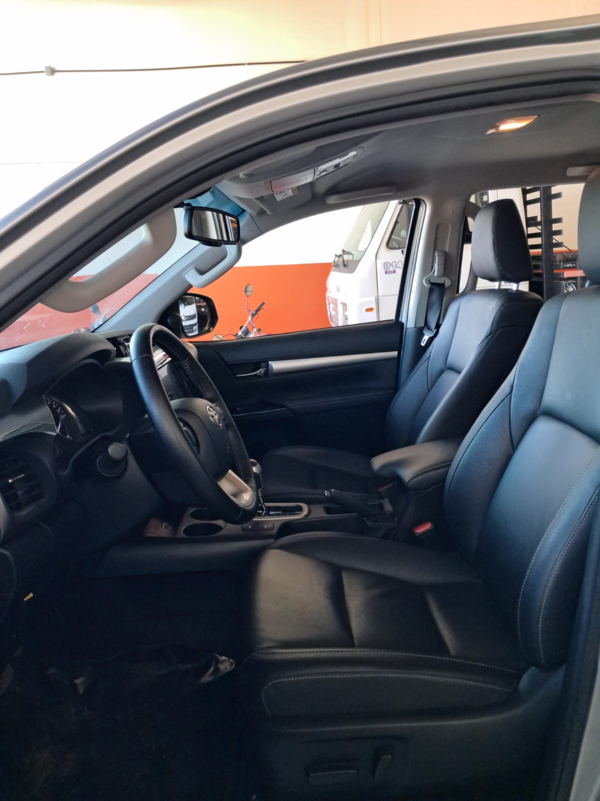 Toyota Hilux 7