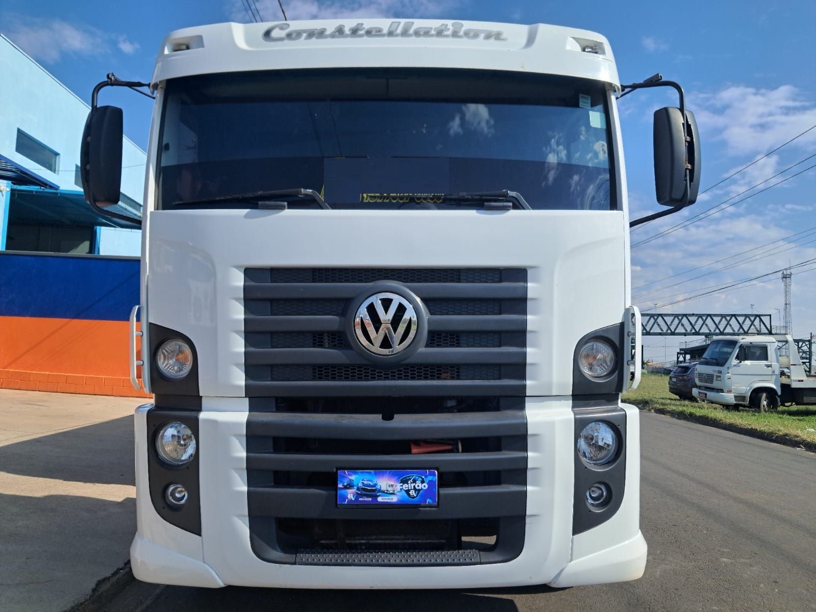 VOLKSWAGEN 24.320 2